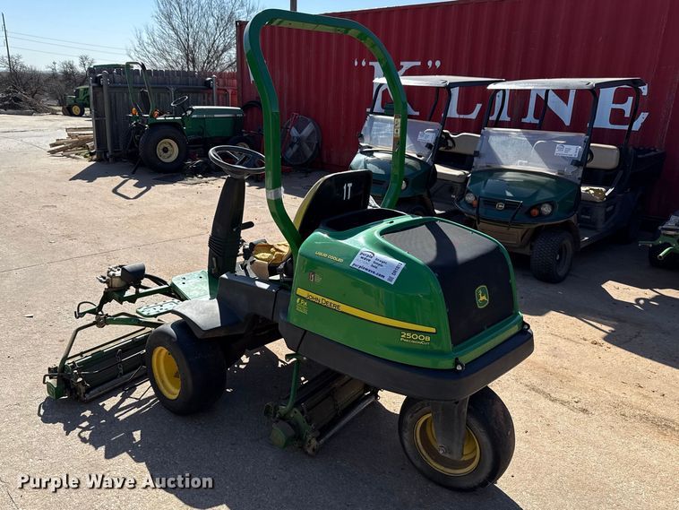 image for item DR1013 John Deere 2500B reel mower