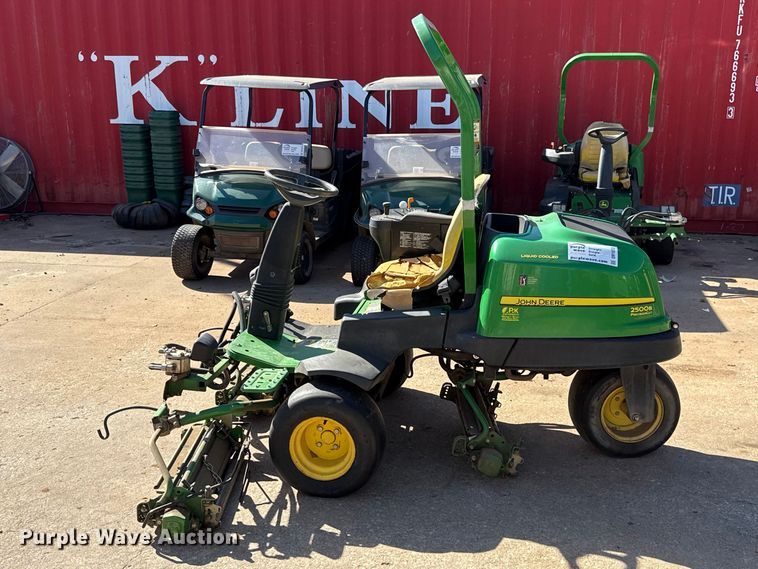 image for item DR1013 John Deere 2500B reel mower