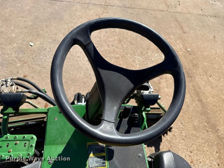 image for item DR1013 John Deere 2500B reel mower