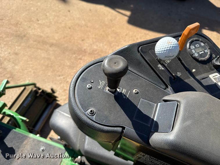image for item DR1013 John Deere 2500B reel mower