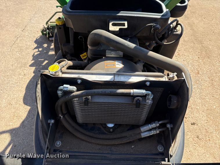 image for item DR1013 John Deere 2500B reel mower