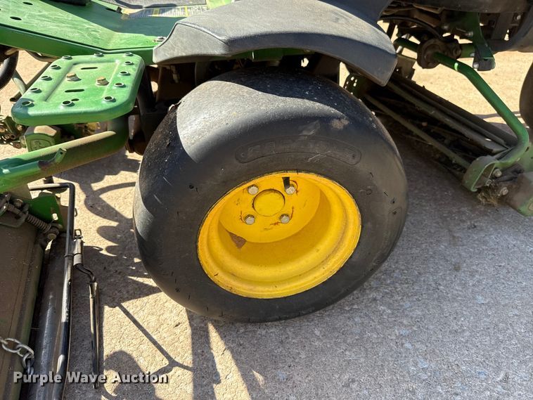 image for item DR1013 John Deere 2500B reel mower