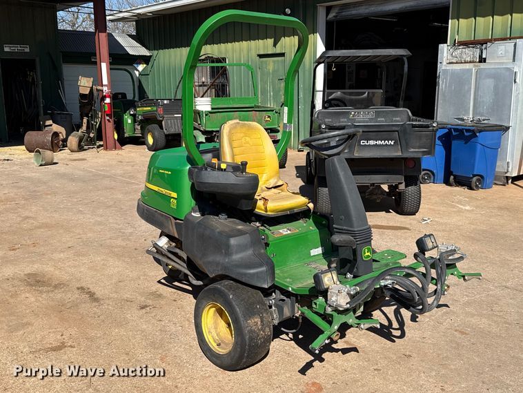 image for item DR1014 John Deere 2500B reel mower