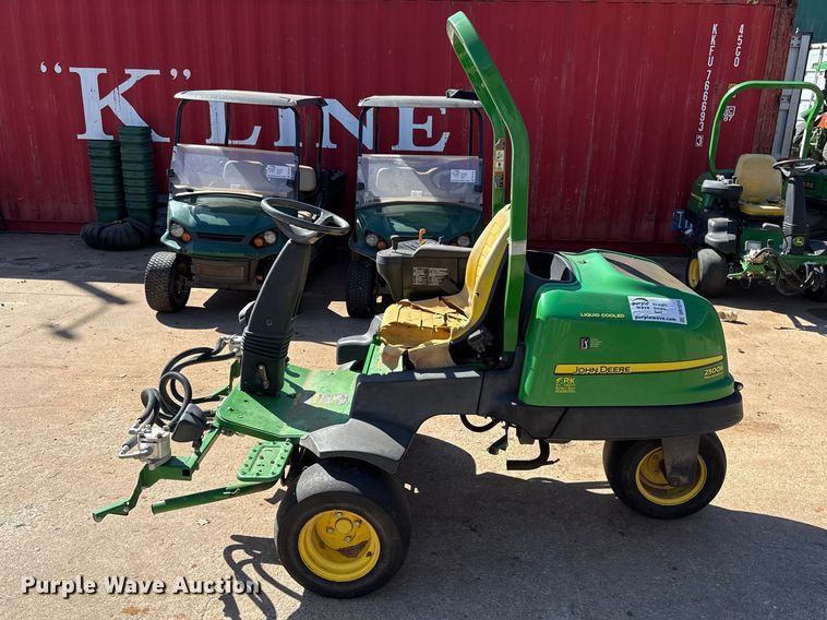 image for item DR1014 John Deere 2500B reel mower