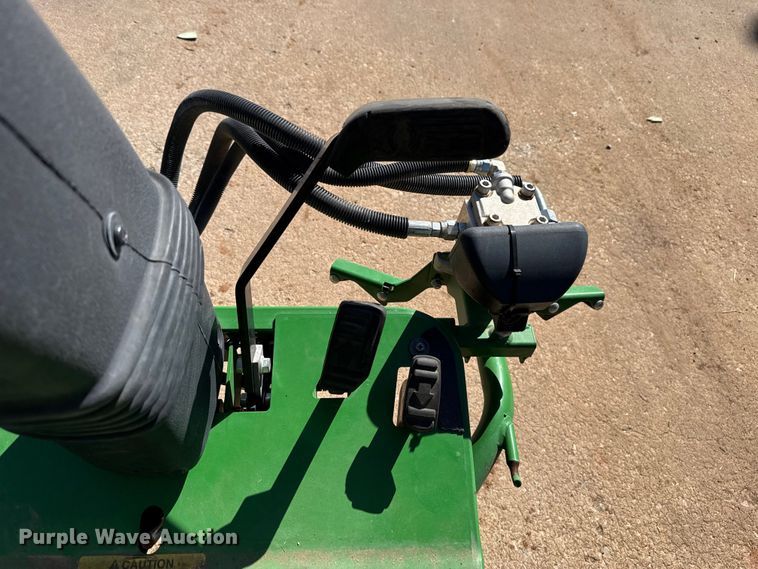 image for item DR1014 John Deere 2500B reel mower