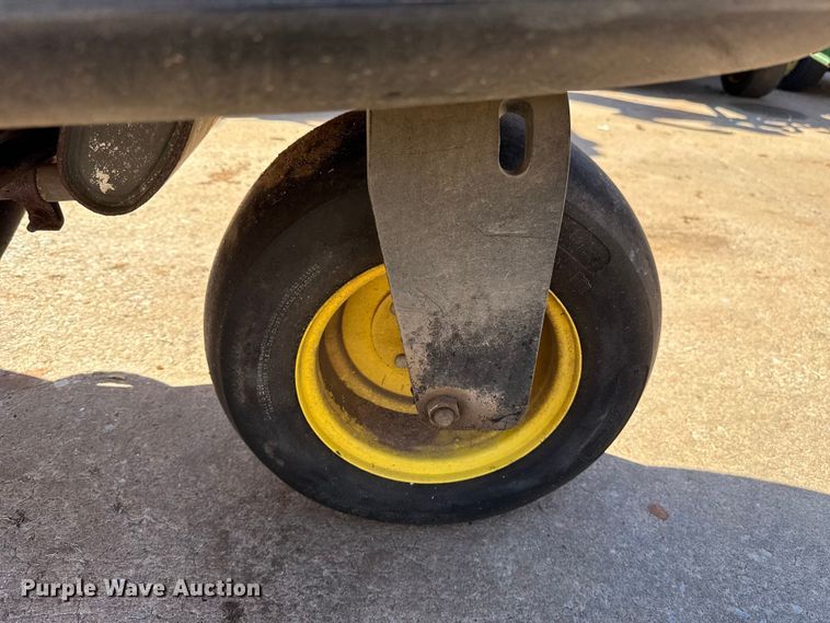 image for item DR1014 John Deere 2500B reel mower