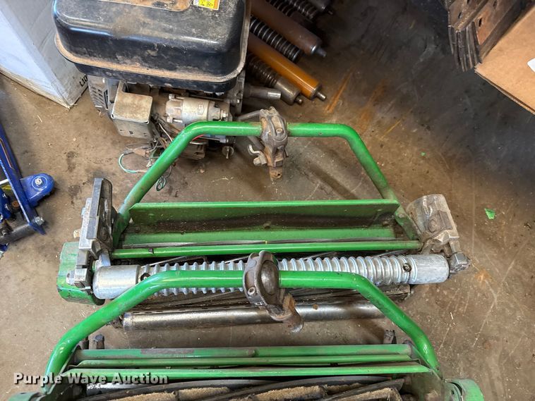 image for item DR1014 John Deere 2500B reel mower