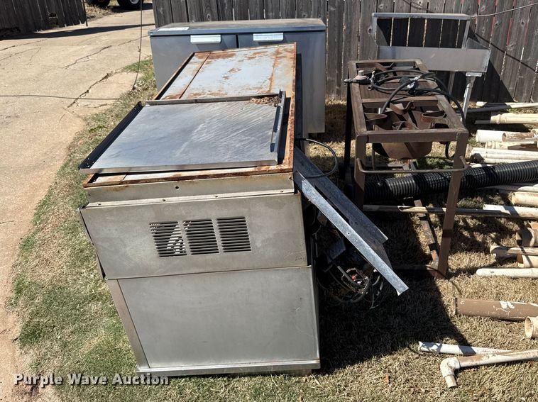 image for item DR1017 Kitchen appliances