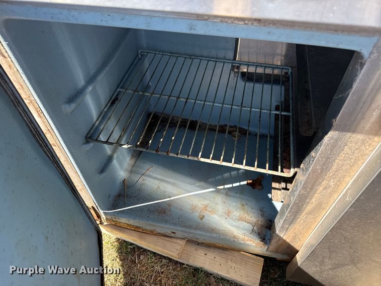 image for item DR1017 Kitchen appliances