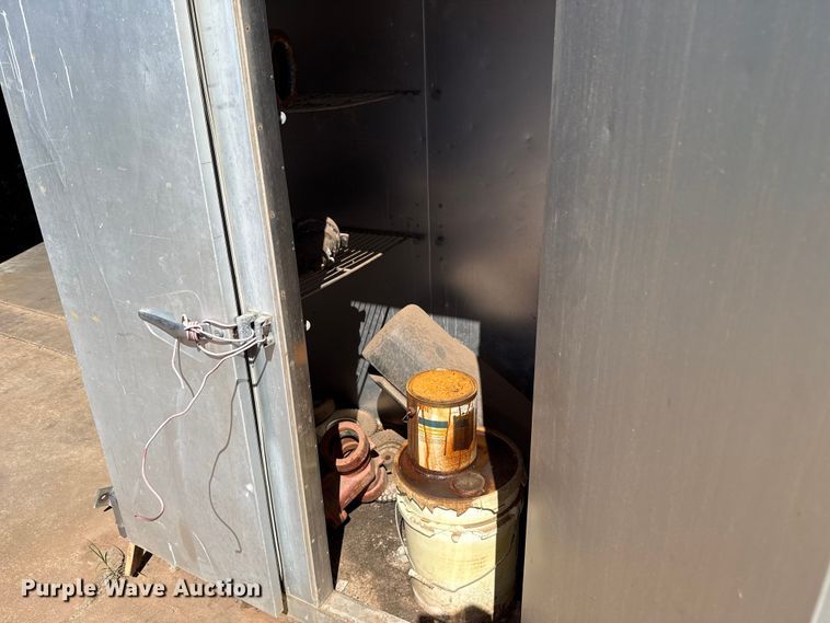 image for item DR1017 Kitchen appliances