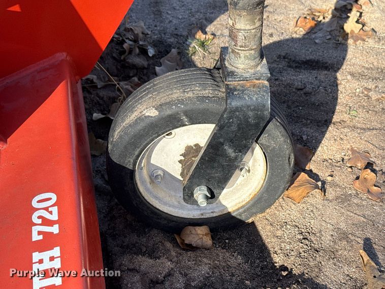 image for item DR1018 Bush Hog FTH720 rotary mower