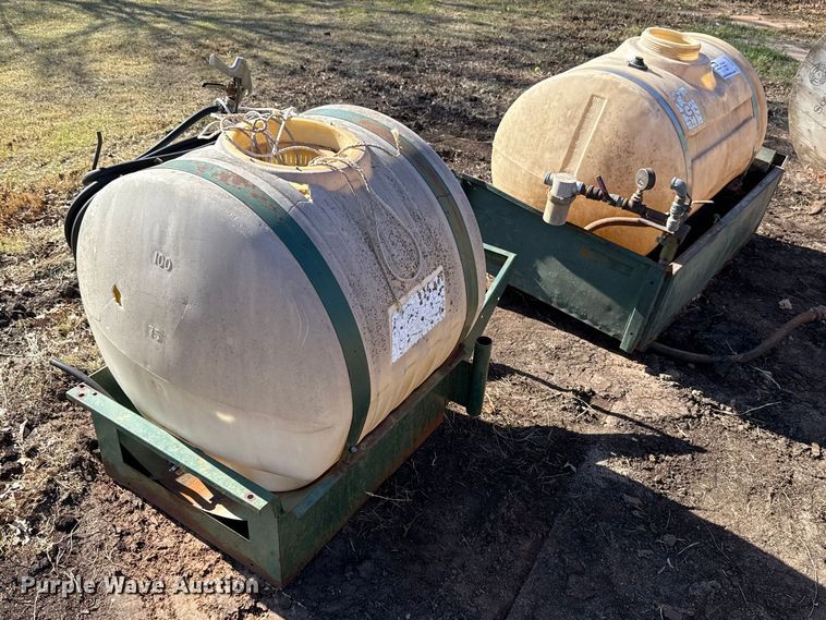 image for item DR1020 (2) water tanks on skids