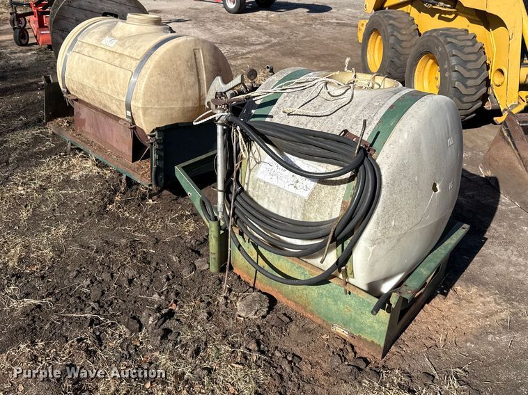 image for item DR1020 (2) water tanks on skids