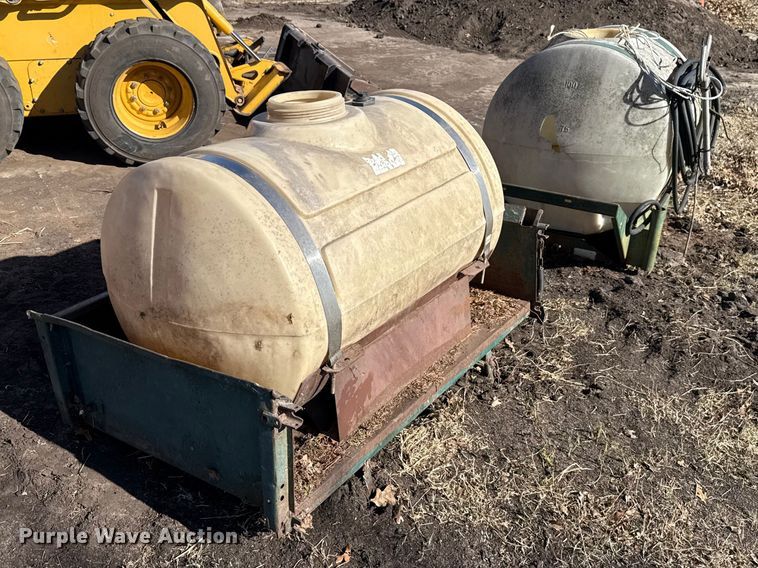 image for item DR1020 (2) water tanks on skids