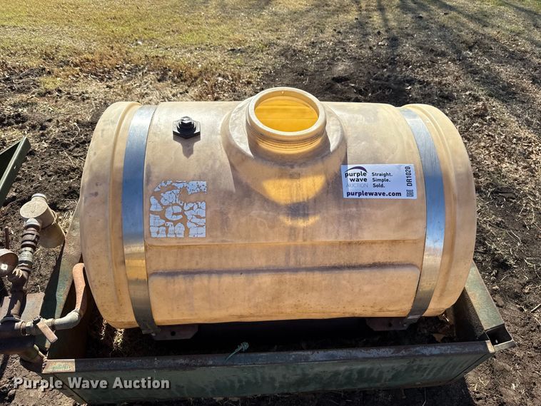 image for item DR1020 (2) water tanks on skids