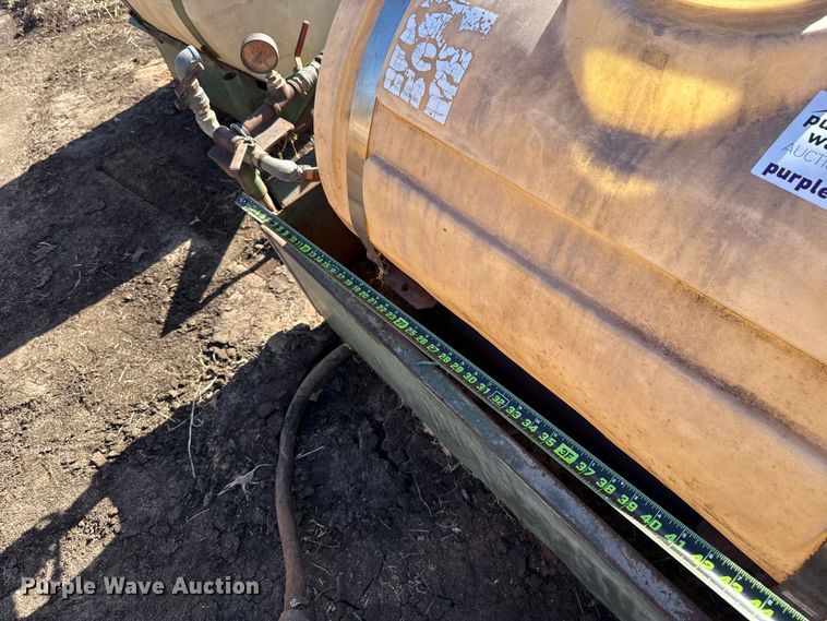 image for item DR1020 (2) water tanks on skids