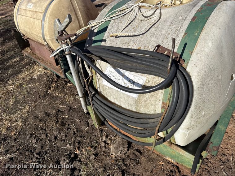 image for item DR1020 (2) water tanks on skids