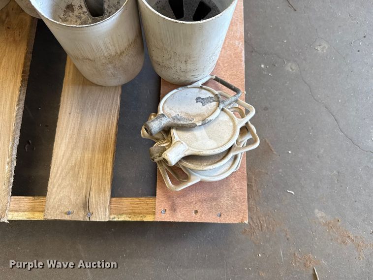 image for item DR1026 Golf course equipment