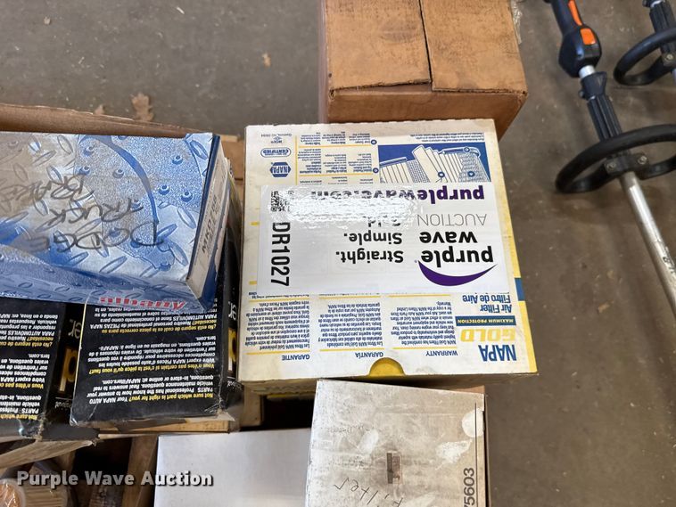 image for item DR1027 Tools and filters
