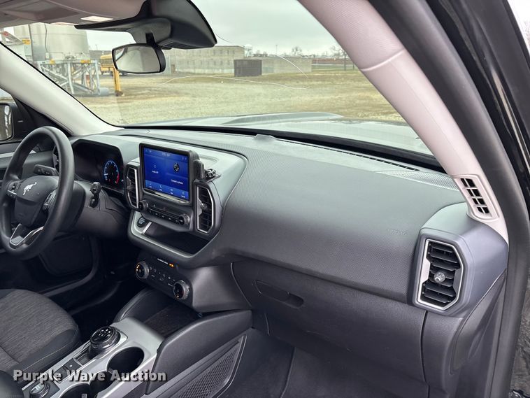 image for item DT0053 2022 Ford Bronco Sport SUV