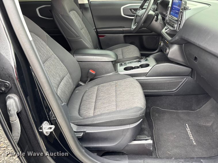 image for item DT0053 2022 Ford Bronco Sport SUV