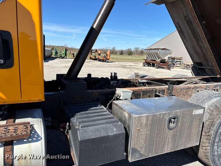 image for item DT0094 2012 International WorkStar dump truck