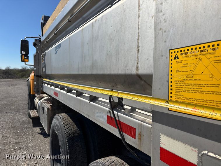 image for item DT0094 2012 International WorkStar dump truck