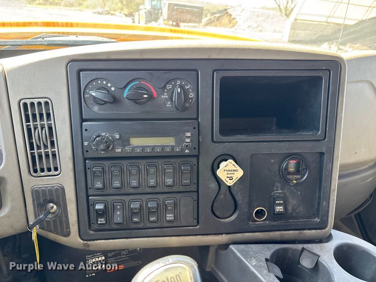 image for item DT0094 2012 International WorkStar dump truck