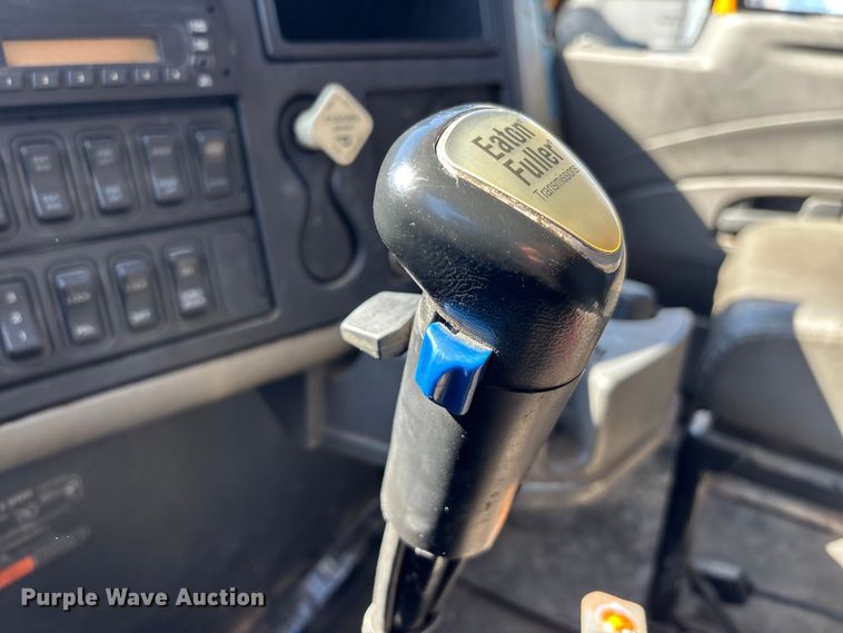 image for item DT0094 2012 International WorkStar dump truck