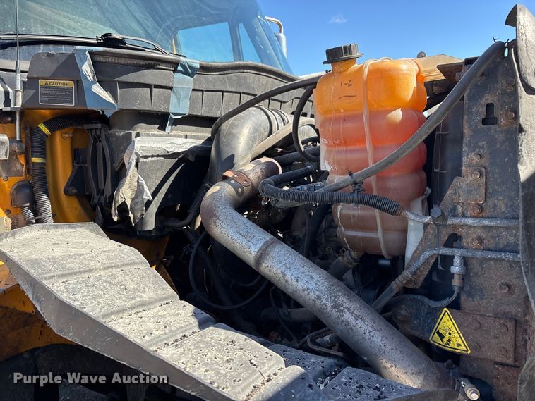 image for item DT0094 2012 International WorkStar dump truck