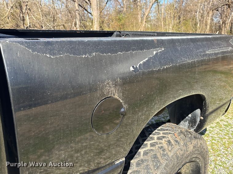 image for item DT2855 2004 Dodge Ram 1500 Ext. Cab pickup truck