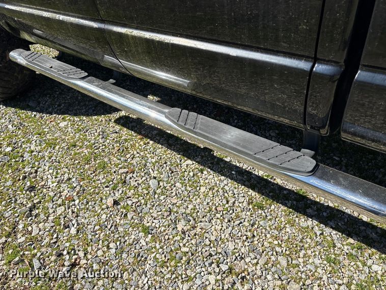 image for item DT2855 2004 Dodge Ram 1500 Ext. Cab pickup truck