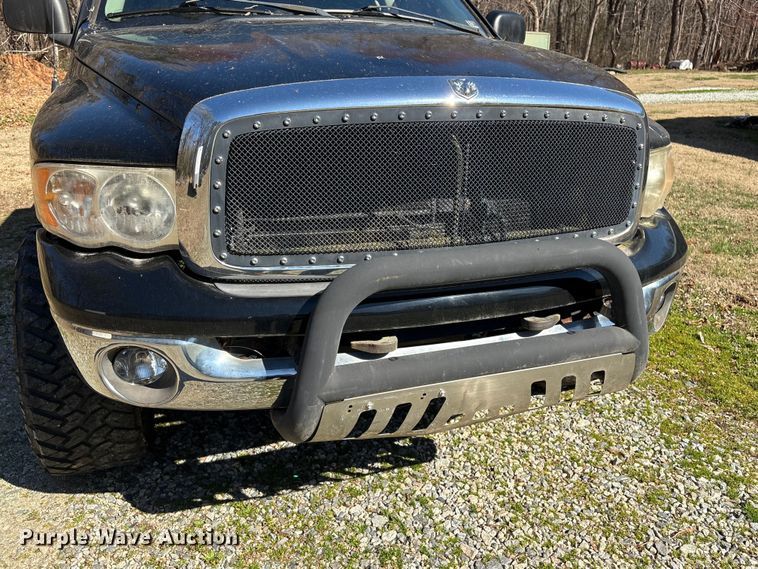 image for item DT2855 2004 Dodge Ram 1500 Ext. Cab pickup truck