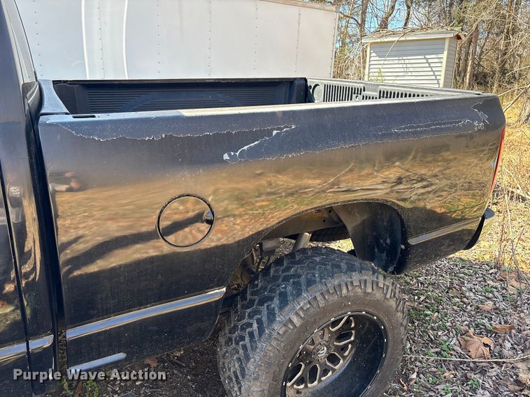 image for item DT2855 2004 Dodge Ram 1500 Ext. Cab pickup truck