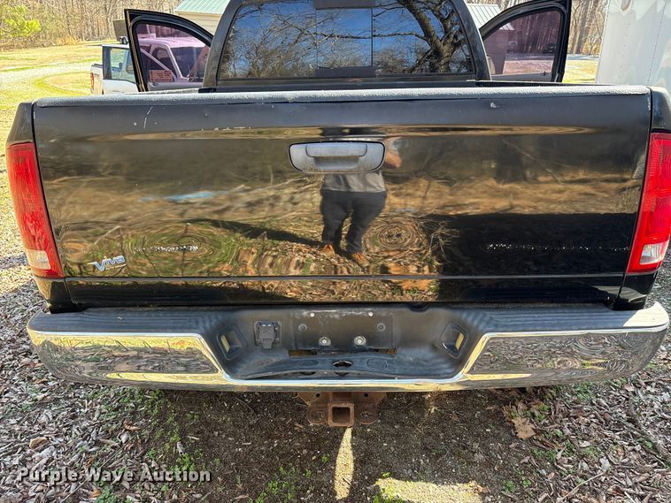 image for item DT2855 2004 Dodge Ram 1500 Ext. Cab pickup truck