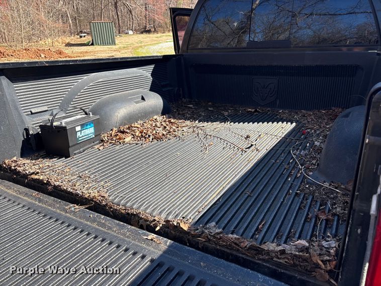 image for item DT2855 2004 Dodge Ram 1500 Ext. Cab pickup truck