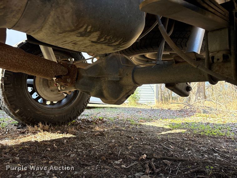 image for item DT2855 2004 Dodge Ram 1500 Ext. Cab pickup truck