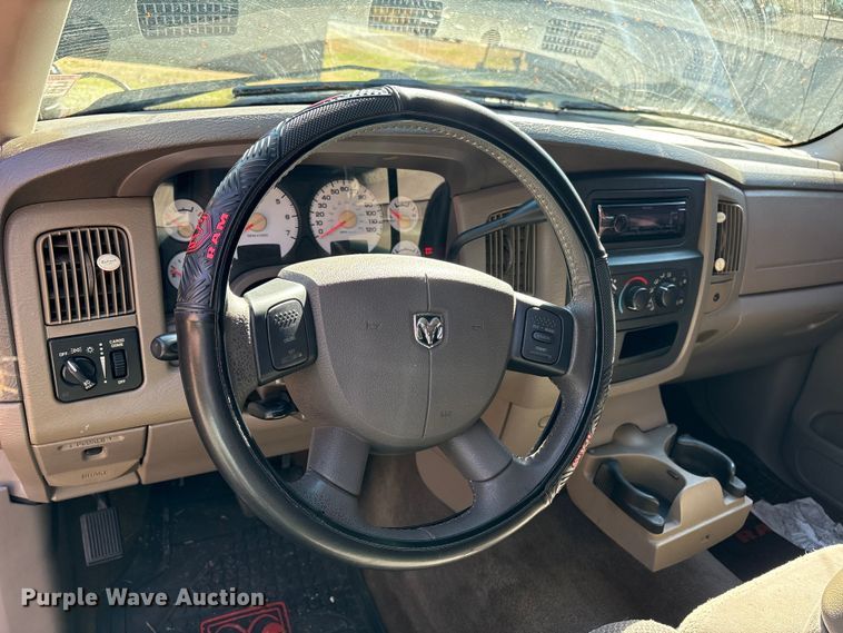 image for item DT2855 2004 Dodge Ram 1500 Ext. Cab pickup truck