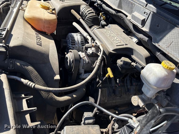 image for item DT2855 2004 Dodge Ram 1500 Ext. Cab pickup truck