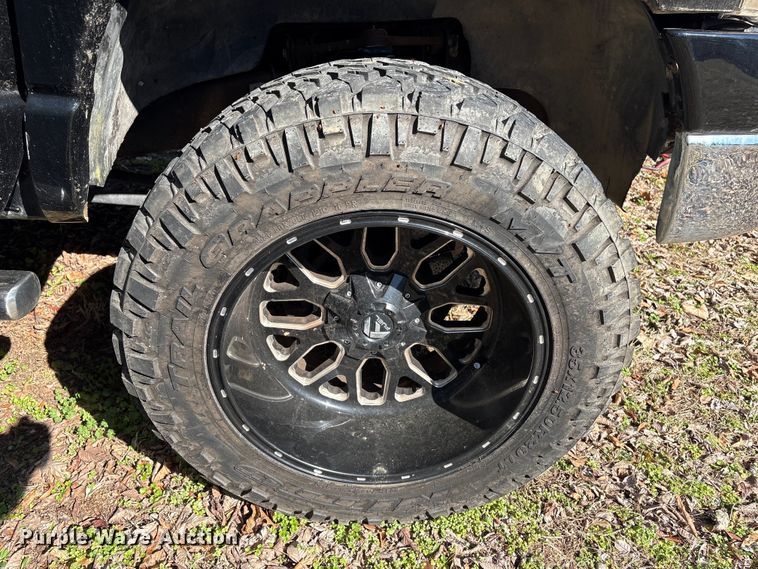 image for item DT2855 2004 Dodge Ram 1500 Ext. Cab pickup truck