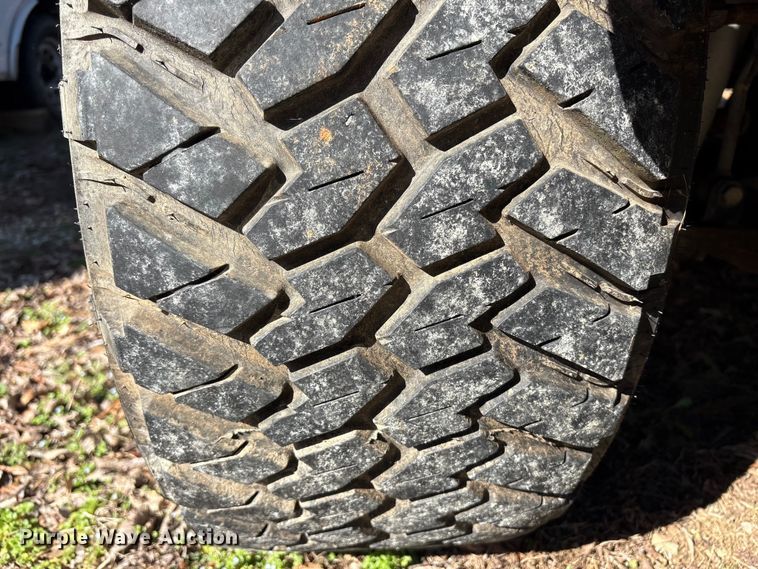 image for item DT2855 2004 Dodge Ram 1500 Ext. Cab pickup truck