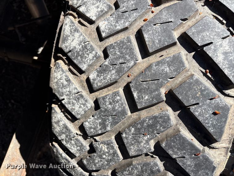 image for item DT2855 2004 Dodge Ram 1500 Ext. Cab pickup truck