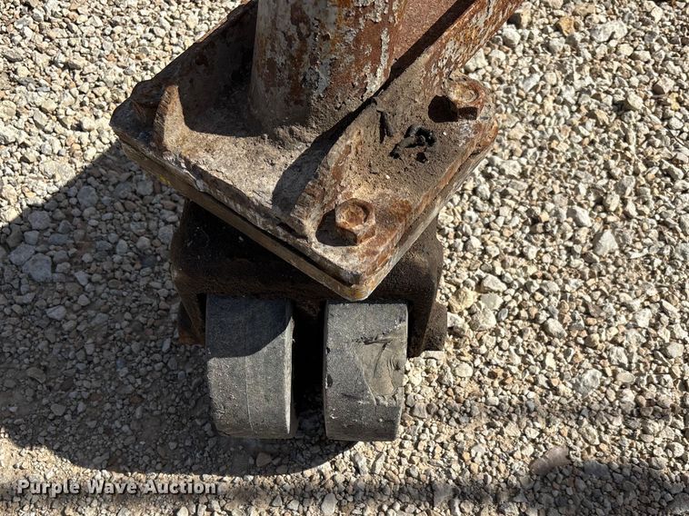 image for item DZ3980 A-frame equipment hoist