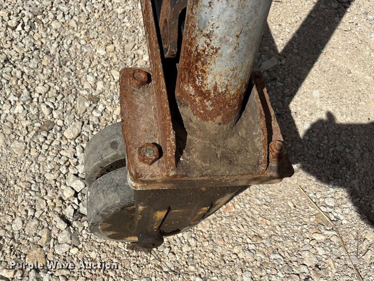 image for item DZ3980 A-frame equipment hoist