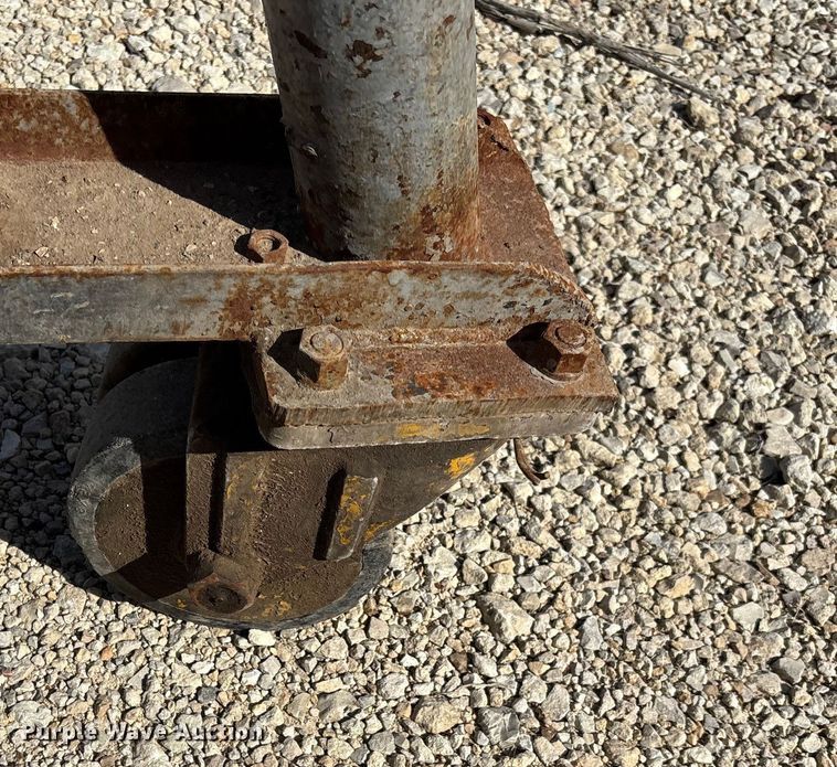 image for item DZ3980 A-frame equipment hoist