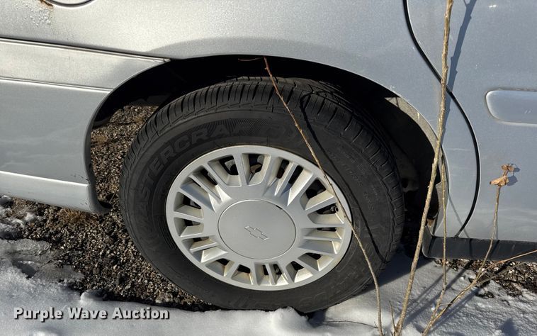 image for item DZ4273 2002 Chevrolet Malibu 