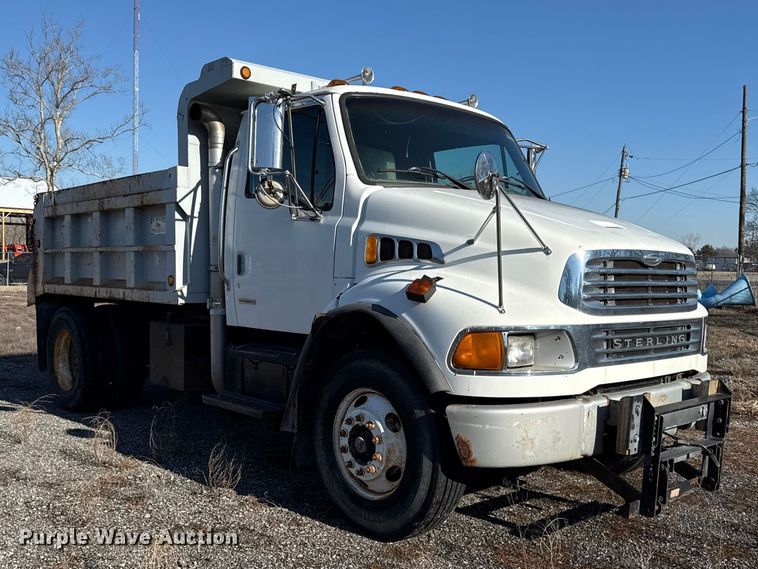 image for item DZ4383 2002 Sterling Acterra dump truck