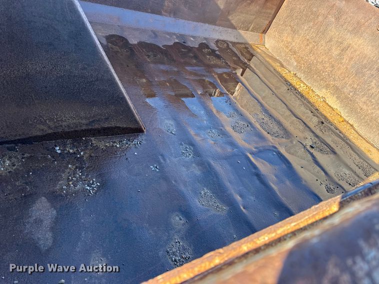 image for item DZ4383 2002 Sterling Acterra dump truck