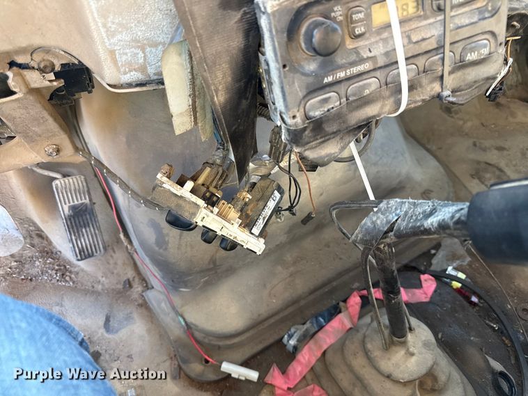 image for item DZ4383 2002 Sterling Acterra dump truck