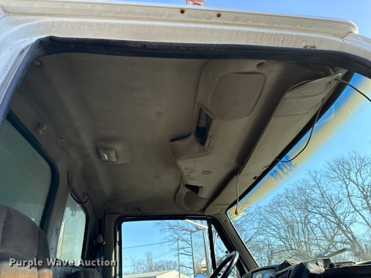 image for item DZ4383 2002 Sterling Acterra dump truck